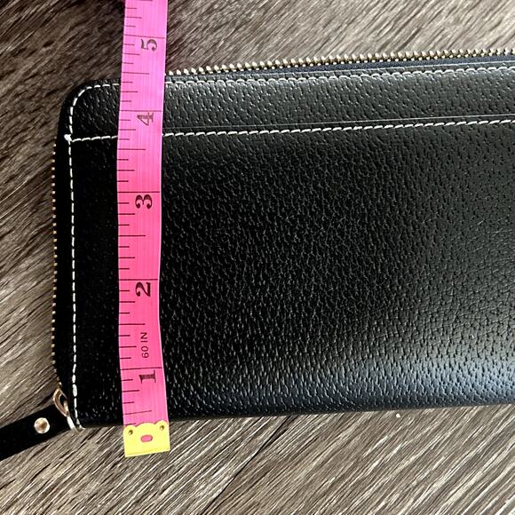 EUC Kate Spade Wellesley Neda Black Leather Zip Around Clutch Wallet - Picture 10 of 12